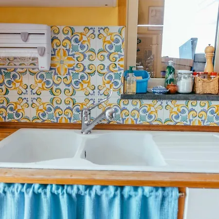 Lemon Tree Terrace Apartment Naples